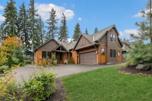 Image of Great Value on the Course! 5BR w\/3 King Mstrs | Private Hot Tub | WiFi