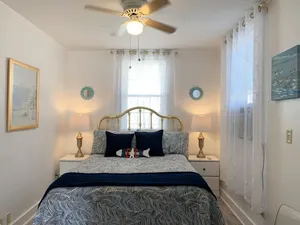Image of Charming  beach side bungalow #3