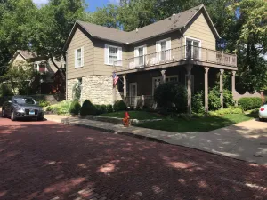 Image of Guest House 632 Summit Street