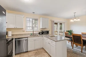 Image of *Newly* Renovated Modern Townhouse Harris-Hershey