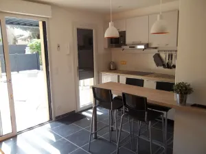 Image of MAGNIFICENT STUDIO Presqu'île de Giens, with Terrace (17m2), 50m from the sea