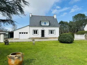 Image of Maison familiale, jardin clos, proche Menhirs et plage
