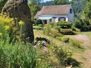 Image of Detached house in LE PARC DU MORVAN in Chalaux for 4 people.