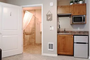 Image of Greystone Crossing Suite #12