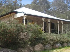 Image of Mt Tully Farmhouse and Nature Reserve