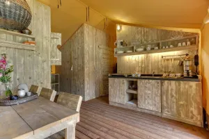 Image of Glamping 6-person safari tent