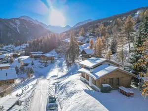 Image of Chalet Khione