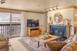 Image of 2BD 2BA Condo with Hot Tub and Pool