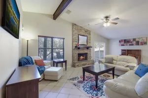 Image of Family Retreat! New Kitchen, Large Deck!