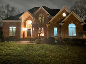 Image of Beautiful Louisville home for executives, families or friends 5300sf