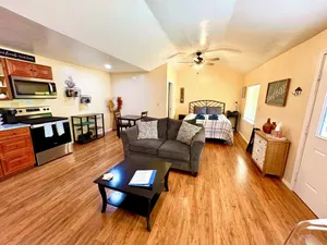 Image of Newly remodeled Studio Cottage, perfect for two!