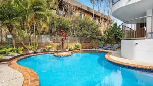 Image of Pacific Blue - beachfront 2 BR apartment with pool