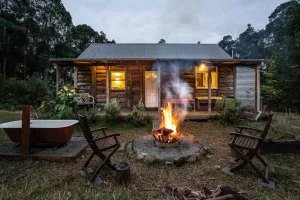 Image of Luxury log cabin near beach, dog-friendly, private