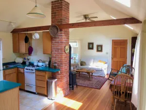 Image of Garden Cottage on College Hill