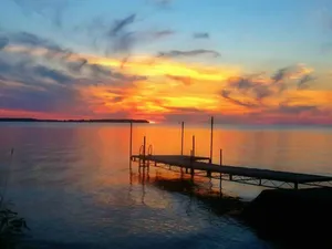 Image of Coastal Cottage Resort. Comfy Cozy Cottage. Sleeps Up To 5, Free WiFi, Secluded