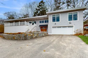 Image of Elegant getaway with lovely deck, ocean & sunrise views, foosball & washer\/dryer