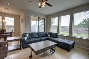 Image of Fully Furnished 3-Bedroom Townhouse With Backyard ~ Double Story (Pet Friendly!)