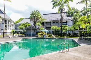 Image of Hilo Studio with pool and balcony 5 minutes from airport