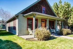 Image of Pool, In Pine Meadows, 1 Level Cottage, Garage, 1 Blk to Town, Popular for Years