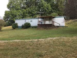 Image of Rustic Retreat Space on Farm Setting 10 Minutes from LMU