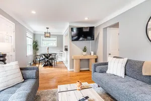Image of Gorgeous Berkley 3BR\/2.5BA Home w\/ Loft Suite