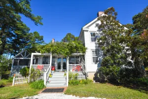 Image of Whimsical Cottage with Gorgeous Views of the Bay, overlooking Russell Marina.