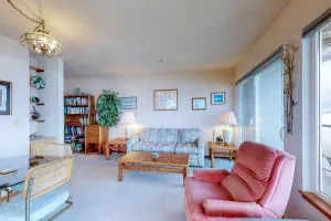 Image of Nye Beach Lighthouse Vista