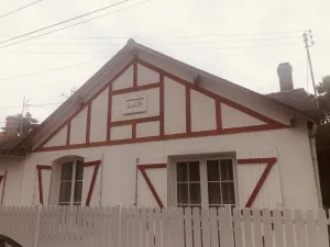 Image of House located near avenue du Général de GAULLE.