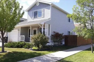Image of Helena Townhouse next to Skelton Park (Dog and kid friendly)
