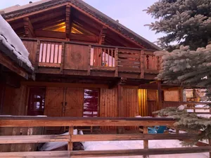 Image of Large mountain chalet w\/hot tub & sauna. Amazing views!