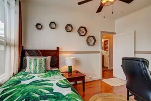 Image of NEW Paddler's Inn- 3BR Hilo Downtown