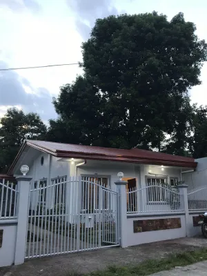 Image of 2 aircons fully furnished house, ideal for family on vacations
