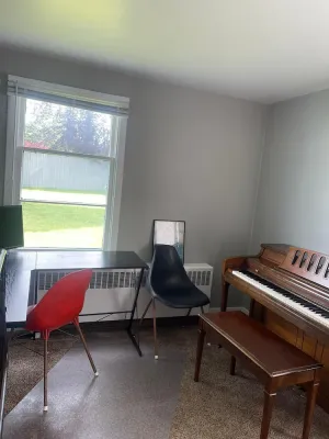 Image of My Grandmother's cozy home - FREE Laundry & Wi-fi