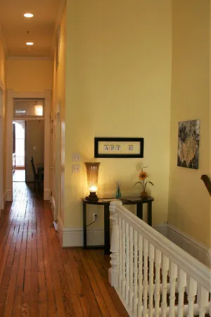 Image of Apt. G above G Gallery & Glass Studio in a beautiful 1890 historic building
