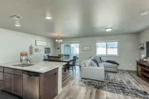 Image of Spacious kitchen suitable for large groups, close to shopping, parks & wineries.