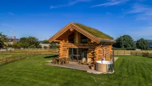 Image of Eildon Melrose Holiday Cottages & Log Cabins - Luxury Log Cabin with Hot Tub