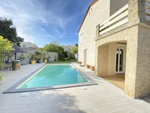 Image of Villa Bastide Piscine Privée Proche Montpellier Plages