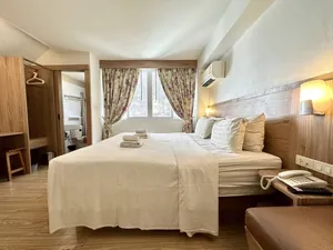 Image of Dinsomon Hotel