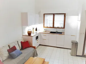 Image of Cozy Apt: Walk to Port, Beaches, Shops - Balcony & BBQ, Parking Included
