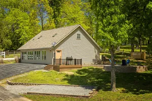 Image of Hip-Young-Fun LAKE HOUSE Guest Suite