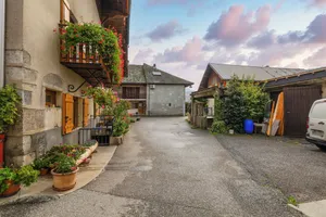 Image of Maison village proche lac d'annecy
