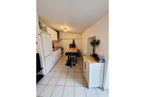 Image of Charming 2-bedroom apartment 400m from station center
