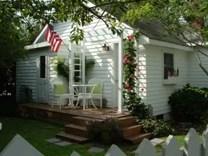 Image of Beach cottage in the heart old town Manteo 0BX.  🐾 welcome
