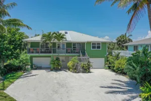 Image of Ocean view Home 5 bdrm- 4 upstairs- 1 suite downstairs
