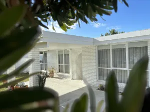 Image of Peninsula BEACH Retreat!