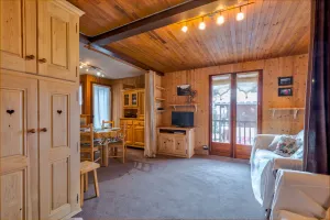 Image of Le Bois Joly - Studio Apartment, Sleeps 4