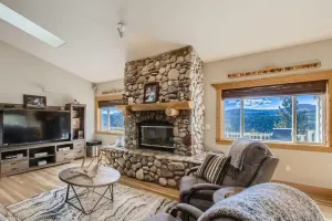 Image of Mountain Retreat Sauna Deck Views Sleeps 10