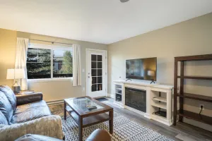 Image of Beautifully renovated 1st floor condo just steps from Wildhorse Gondola