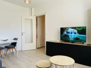Image of Magnifique studio indépendant au rez-de-chaussée