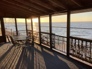 Image of Lake Poinsett Cozy Cabin
